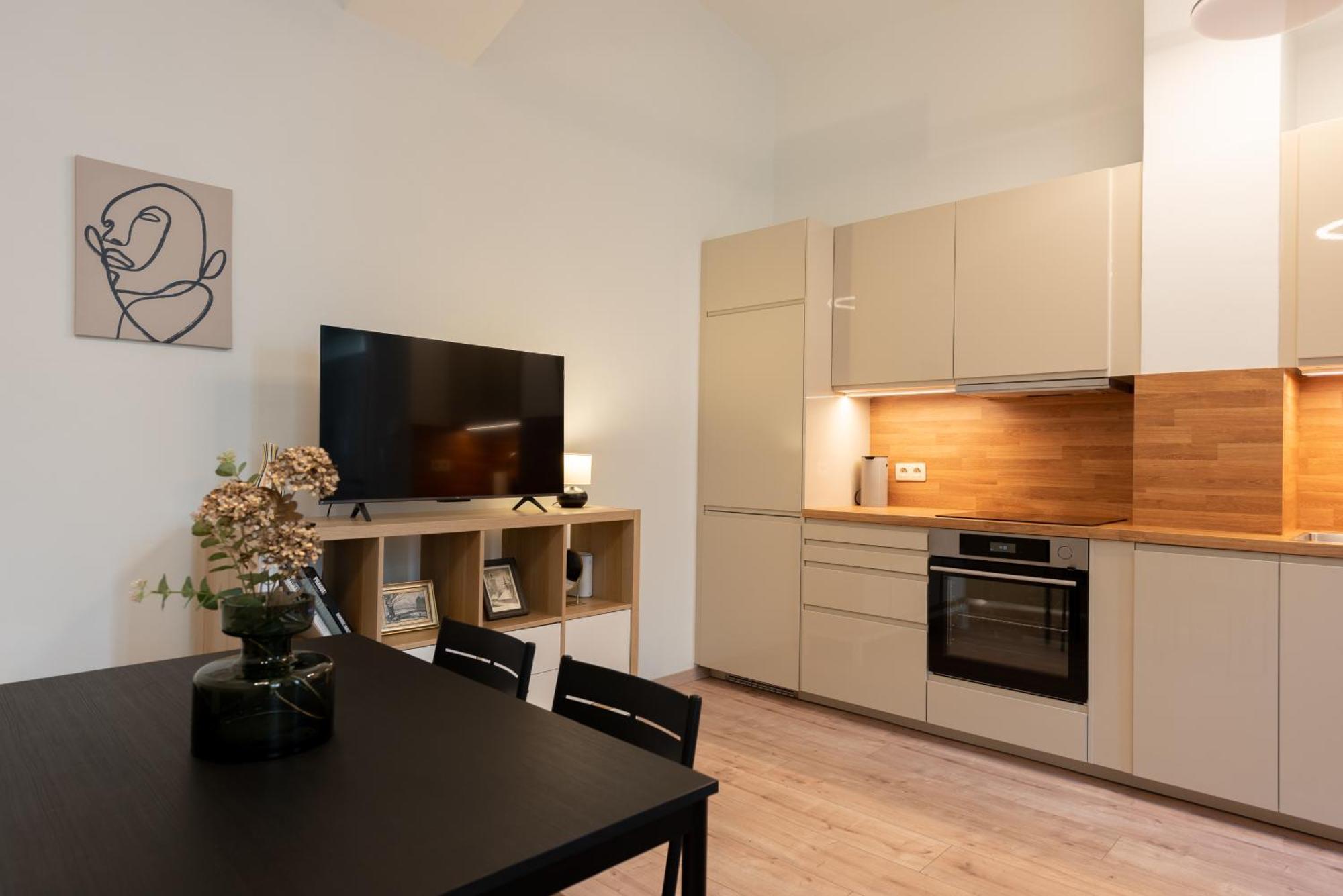 דירות Eclectic And Design Duplex In פראג מראה חיצוני תמונה